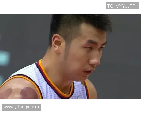 邹雨宸的艺术之路与人生哲学探索：从舞台到生活的多重角色解析