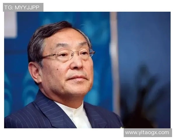 袁堂文：探索历史与文化交融的现代学者之路