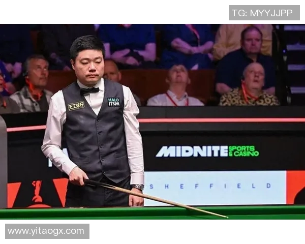 丁俊晖与塞尔比在上海的巅峰对决谁能笑到最后 丁俊晖与塞尔比在上海的巅峰对决谁能笑到最后